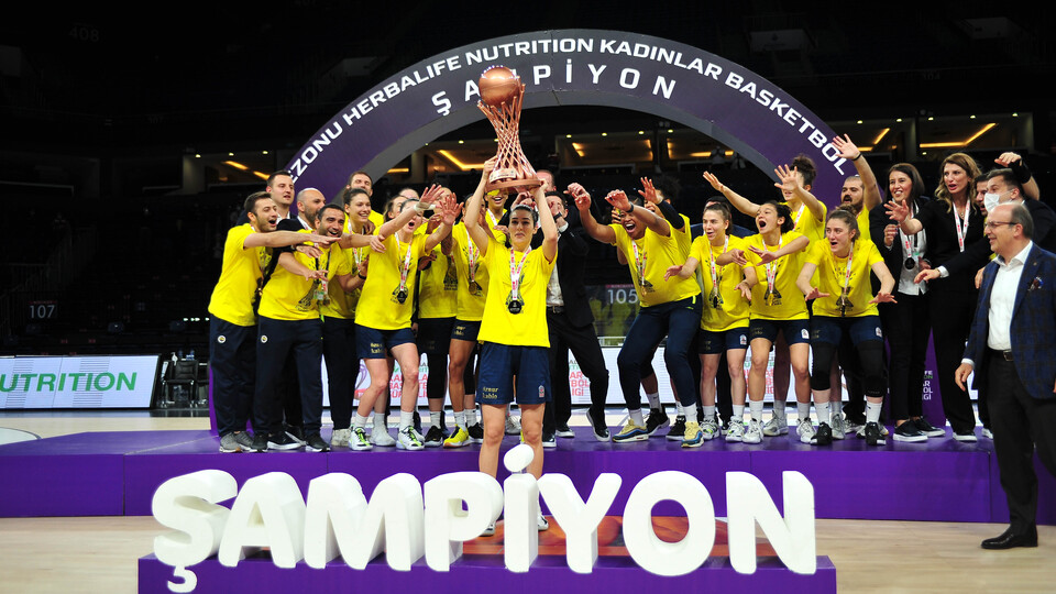 Potada şampiyon Fenerbahçe