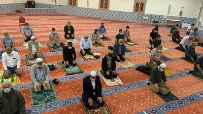 Bayram namazı kılınacak mı?