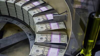 Dolar/TL 8.44'ü aştı