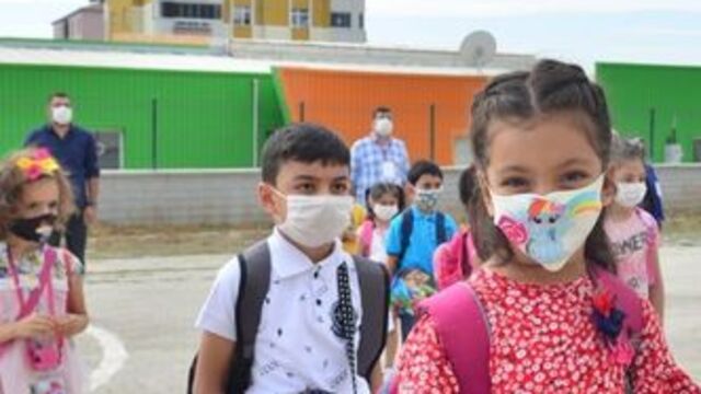 "Normalleşmede önce okullar açılmalı"