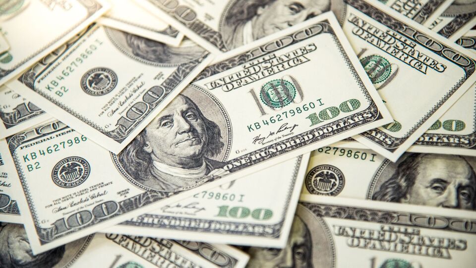 Dolar kritik seviyeyi aştı