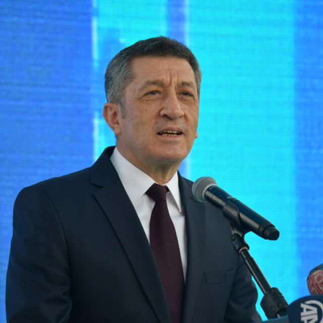 Bakan Selçuk, Türk Dil Bayramı'nı kutladı