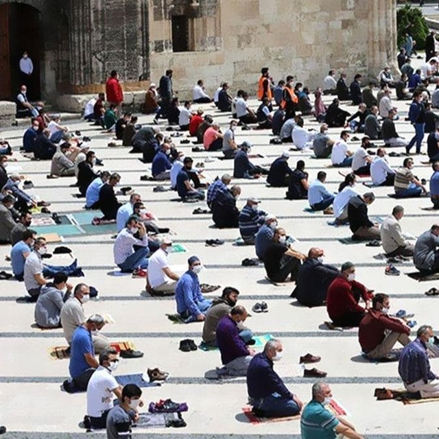 Ankara Cuma namazı saat kaçta?