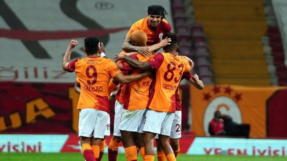 Galatasaray nasıl şampiyon olur?