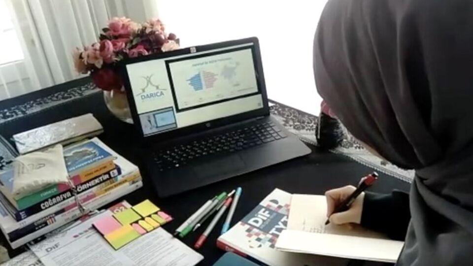 MEB'den uzaktan eğitim açıklaması!