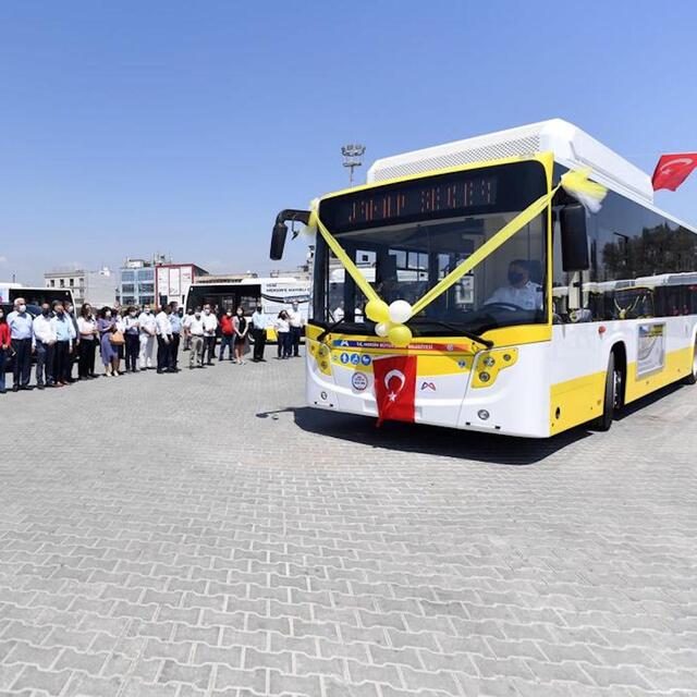 Doğalgazlı otobüsleri yollara çıkardı