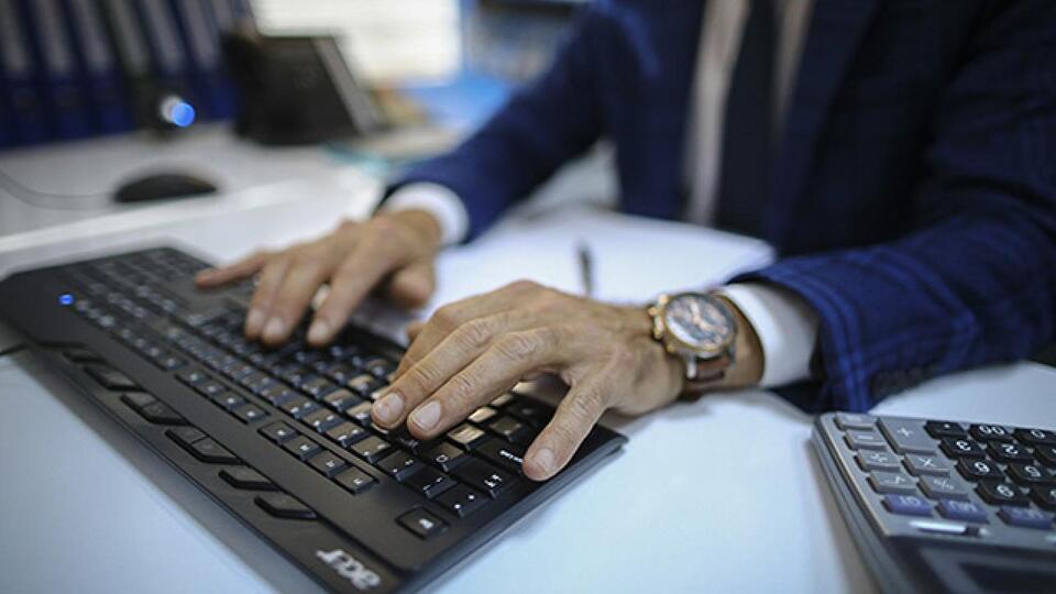 Kamu mesai saatleri değişti!