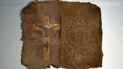 Eşi benzeri yok! M.S. 1. Yüzyıla ait İncil! Değeri servet!