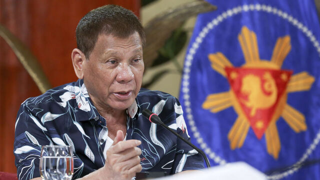 Duterte'den ilginç yasak!