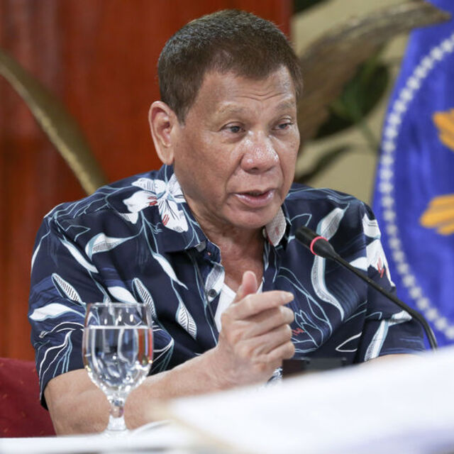Duterte'den ilginç yasak!