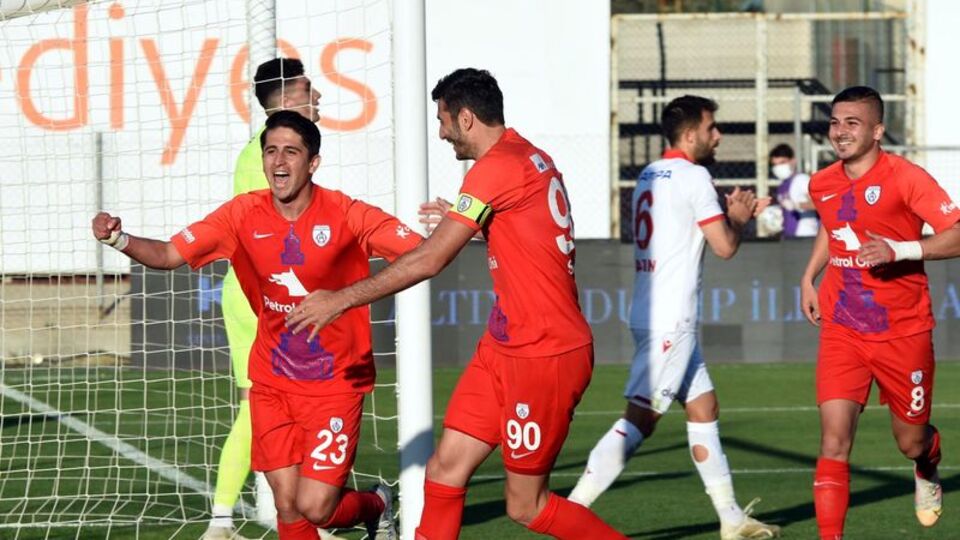 Altınordu, Samsun'u yıktı!