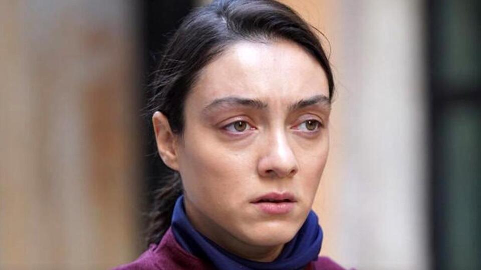 Merve Dizdar kimdir?