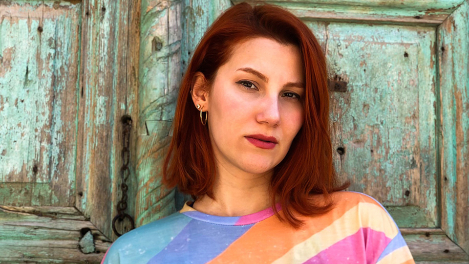 İpek Özcan'dan 'Yanayım Derdine'