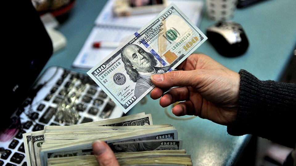 Dolar yükselişe geçti