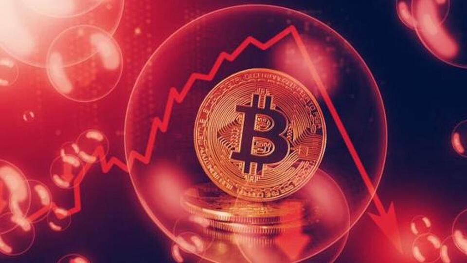 Bitcoin'de tarihi düşüş