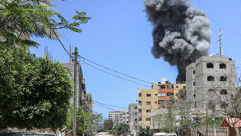 İsrail'in saldırılarında hayatını kaybedenlerin sayısı 227'ye çıktı