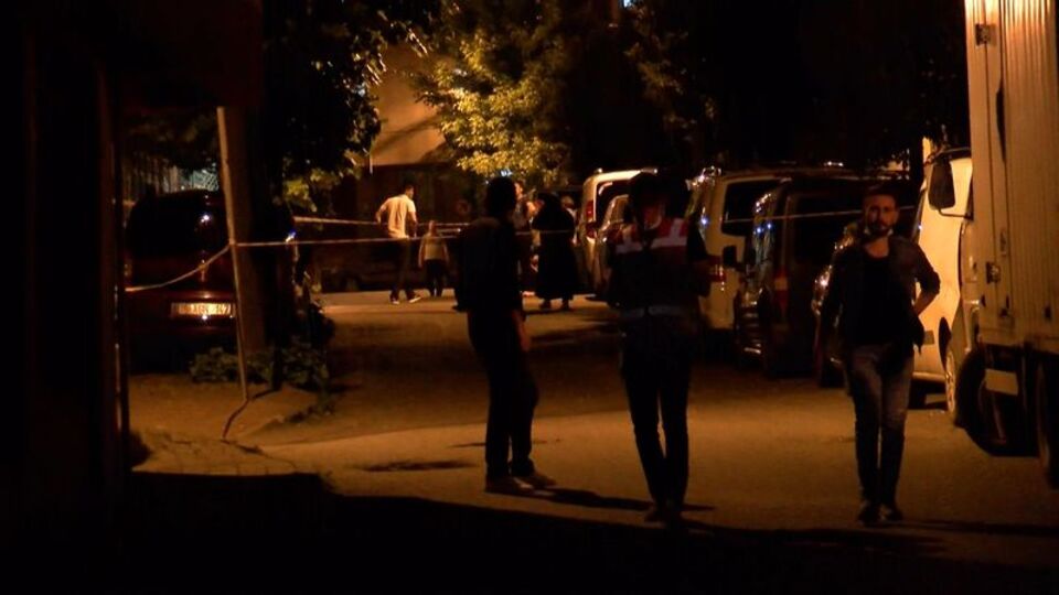 İki aile arasında çıkan kavga kanlı bitti