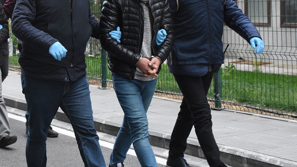 Yurda yasa dışı yollarla girmek istediler