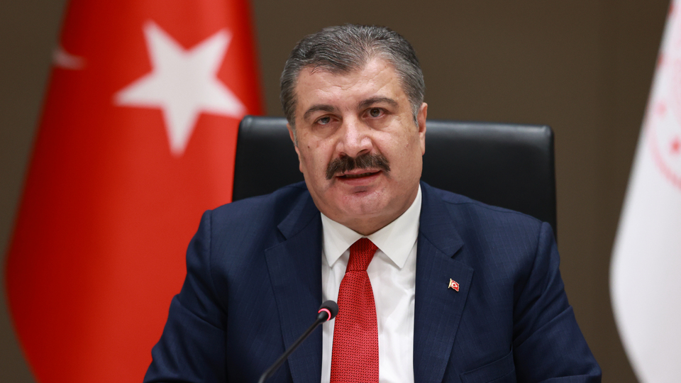 Bakan Koca: 120 milyon doz için anlaşma yapıldı