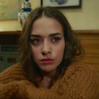 Merakla beklenen 'Cam Tavanlar' dizisinden yeni bir tanıtım