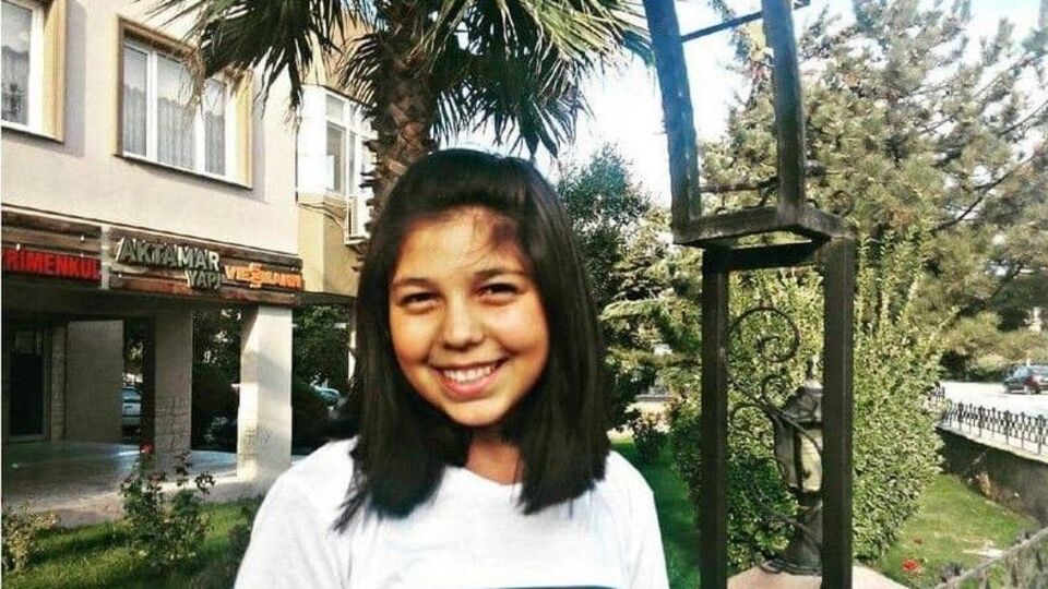 19 yaşındaki Cansu, 4 gündür kayıp