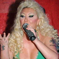 Güllü'nün isyanı: 'Abla sen ölmedin mi?' diyorlar!