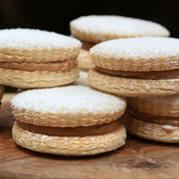 Alfajores bisküvisi nasıl yapılır?