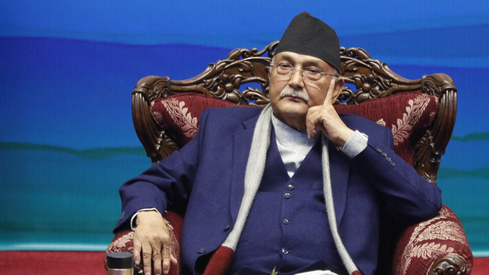 Nepal'de hükûmet krizi