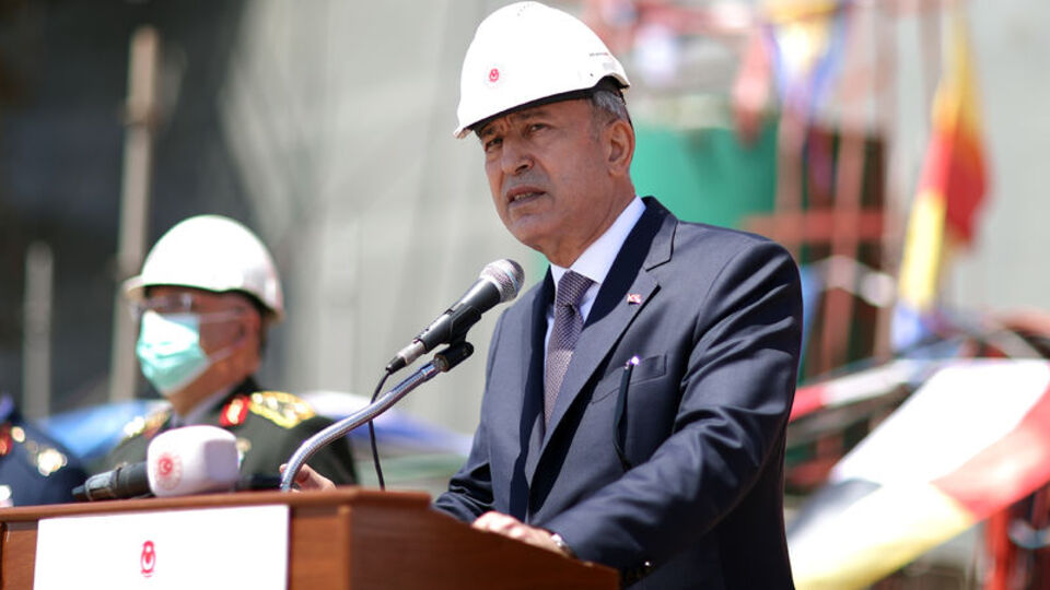 Hulusi Akar'dan Yunanistan'a: Bu yol çıkar yol değil