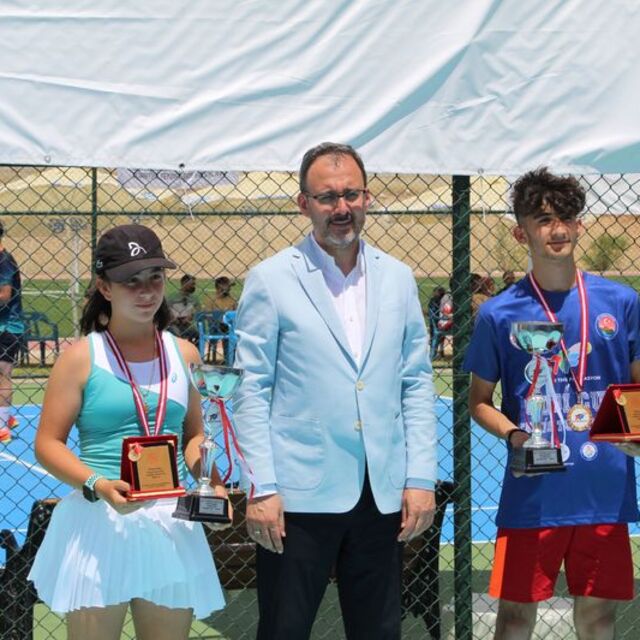 Kasapoğlu, Cudi Cup'ı izledi