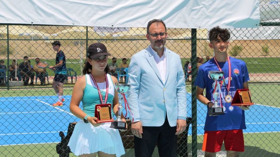 Kasapoğlu, Cudi Cup'ı izledi