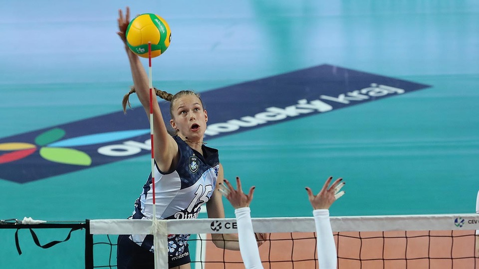 Fedorovtseva, F.Bahçe Opet'te