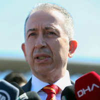 Metin Öztürk listesini teslim etti