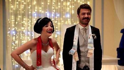 Düğüm Salonu oyuncuları kimler?