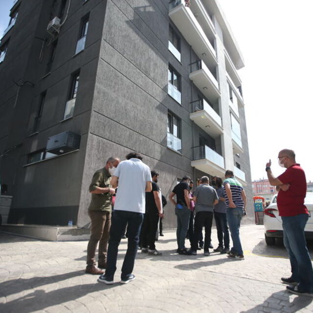 Kardeşini öldürüp, intihar etti