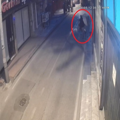 Hırsız, yakalanmamak için teslim oldu!