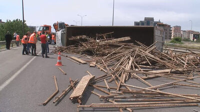 Samandıra TEM Otoyolu'nda kaza! Yol trafiğe kapandı!