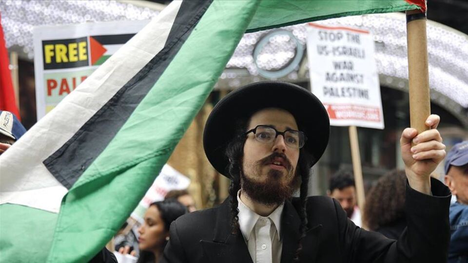 New York'taki Ortodoks Yahudilerden İsrail protestosu