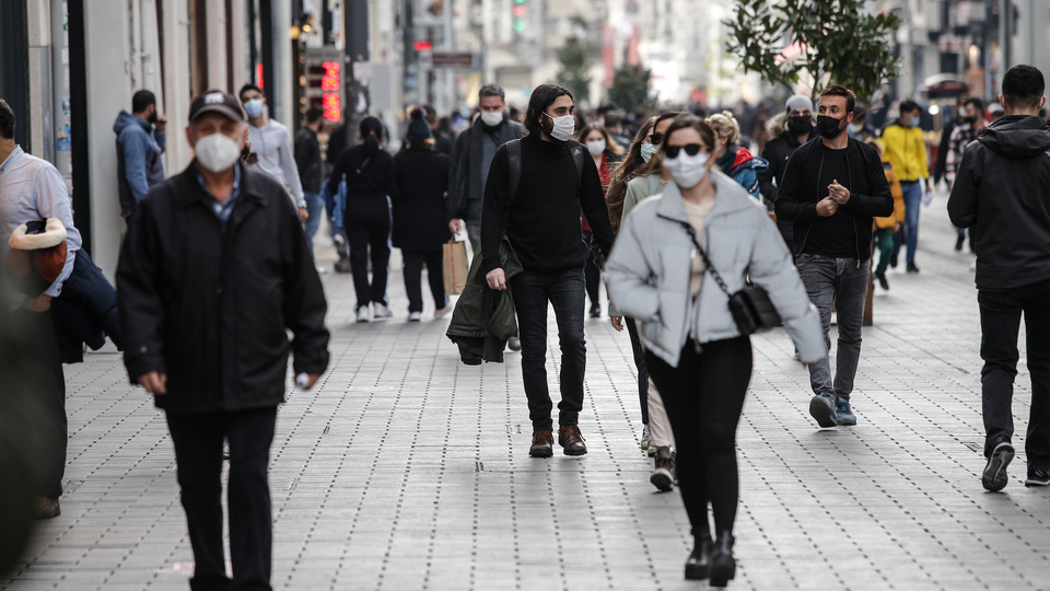 Aşı olanlara kritik maske uyarısı!