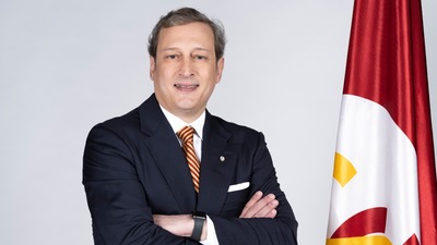 Burak Elmas listesini açıkladı