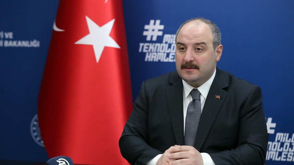 Türkiye'de bir marka daha akıllı telefon üretecek