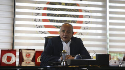 Flaş karar! Aday olmayacak