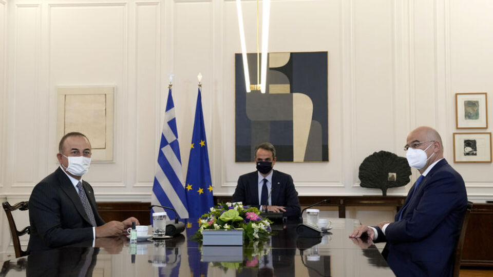 Çavuşoğlu Atina temaslarına başladı!