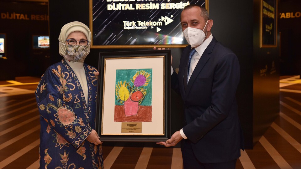 Türk Telekom 'tabloları konuşturdu'