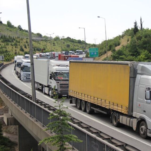 İstanbul trafiğini rahatlatacak önlem!