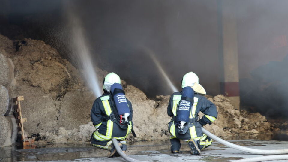 Denizli'de iplik fabrikasında yangın