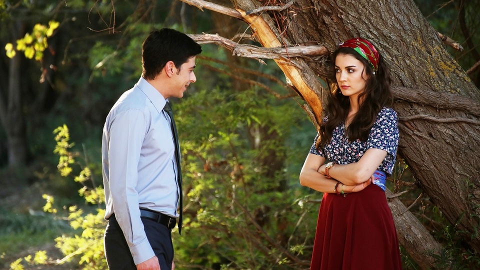 Badem Şekeri filmi oyuncuları kimler?