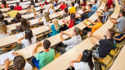 Üniversiteler açılıyor mu?