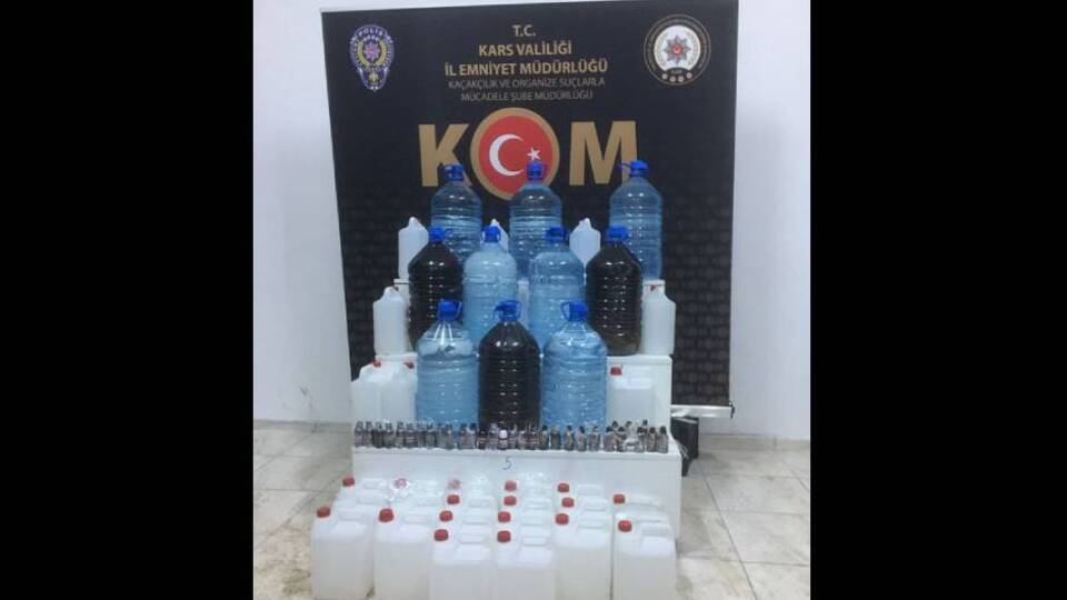 Kars'ta sahte içki ele geçirildi