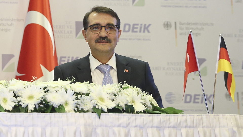 Bakan Dönmez'den Alman yatırımcılara çağrı